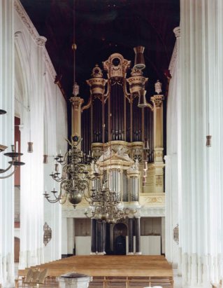 De orgelmaker König en het orgel in Alden Biesen