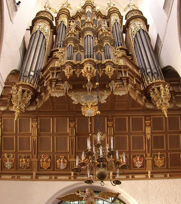 Schakel tussen Scherer en Schnitger. Het Stellwagen-orgel in de St.Marien te Stralsund gerestaureerd