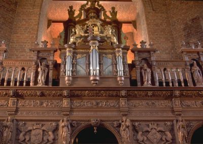 Beyond the borders: organs, organ makers and organ cases; view from Boxmeer by Wout van Kuilenburg