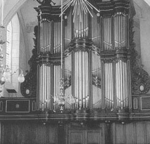 The significance of the organ building firm Van Oeckelen according to HET ORGEL by Peter van Dijk