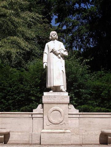 Franz Liszt and the organ by Hans-Jürgen Kaiser