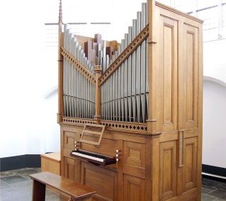 ‘The whole thing, case pipes and everything’. Old organs as source of inspiration for the nineteenth century. Part 3