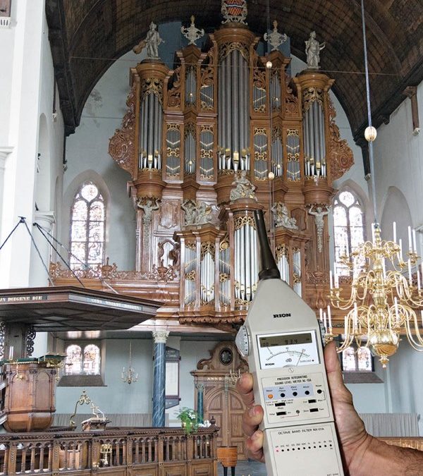 Geluidsbelasting van de organist